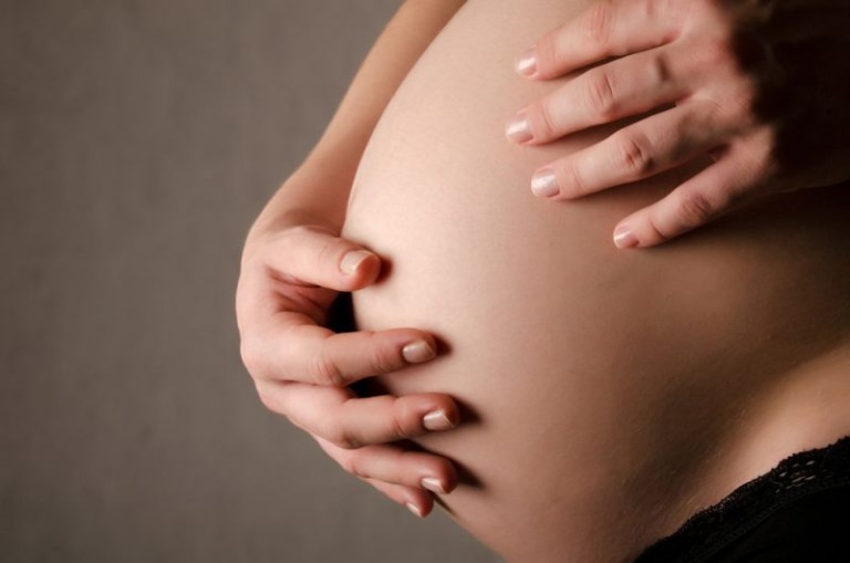 what-happens-to-your-belly-button-during-pregnancy-everything-is-popping